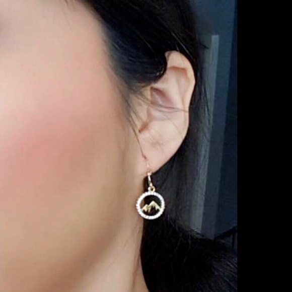 Mountain Earrings, Wanderlust, Nature, Minimalist - Picture 3 of 11